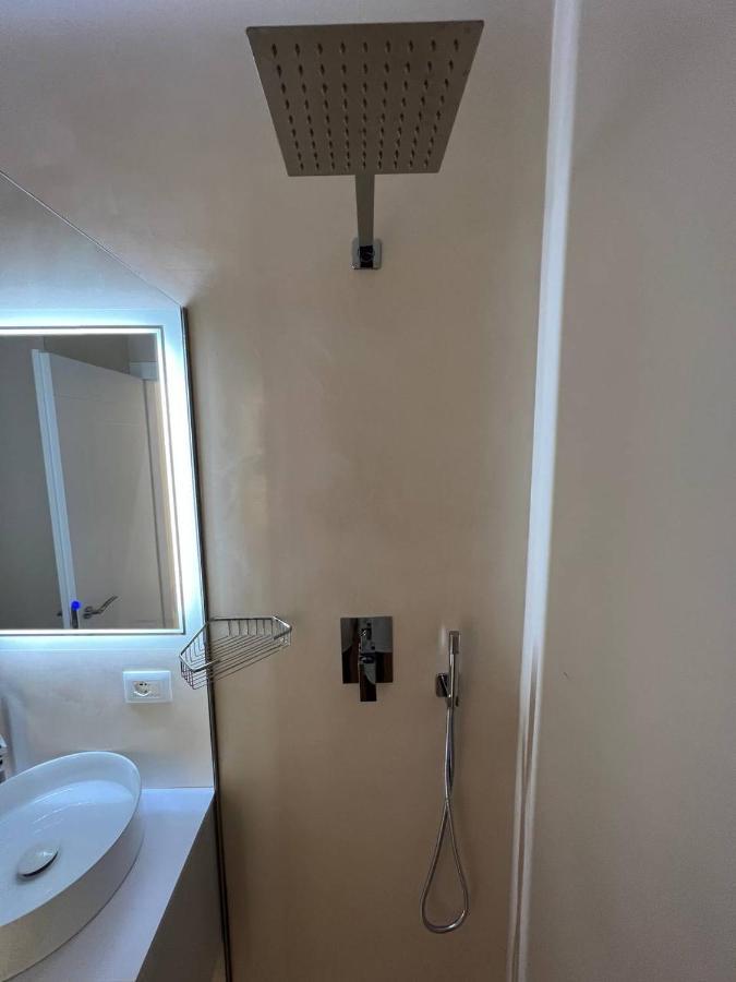 Mare Rooms Vlore Kanine Buitenkant foto